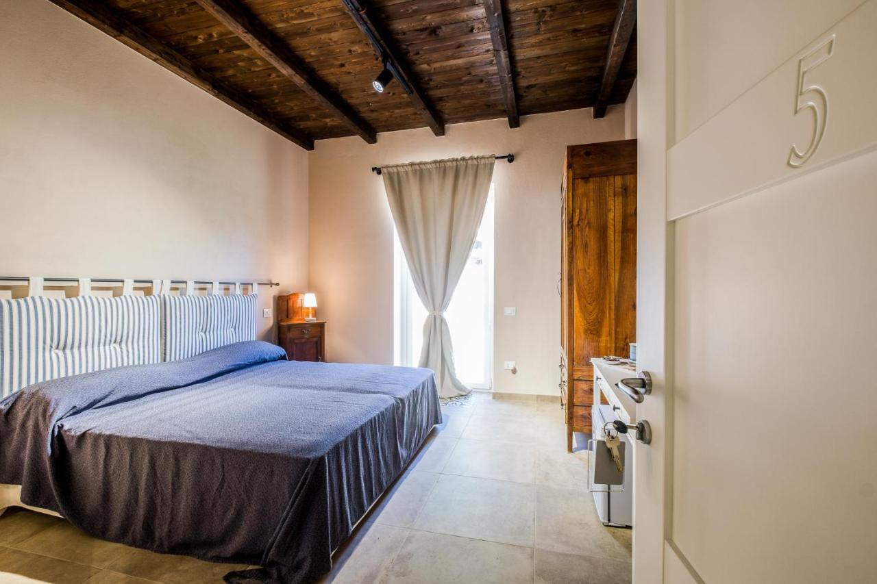 Residenza Mistral Hotel Ренде Екстериор снимка