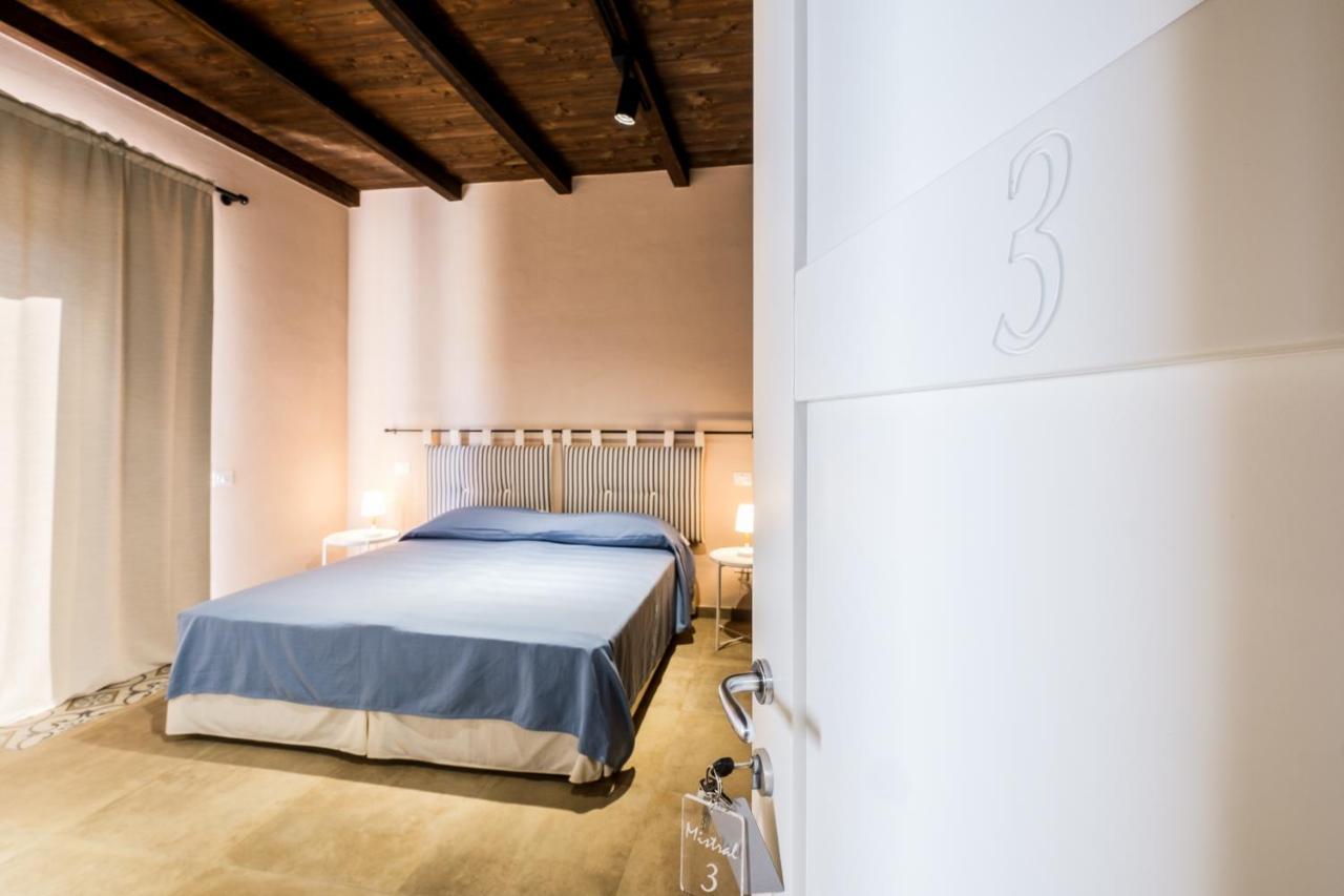 Residenza Mistral Hotel Ренде Екстериор снимка